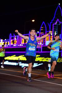 BIB: 0856, 
                            <button type="button" onclick="openModal(22862516)" class="btn btn-primary btn-sm float-right btn-popup" data-toggle="modal" data-target=".modal-high-quality">
                        <i class="fas fa-shopping-cart"></i> Add to Cart
                    </button>
                                            <button type="button" onclick="isThisMe(22862516, true)" class="btn btn-success btn-sm float-right btn-popup btn-isme hidden" data-toggle="tooltip" data-placement="bottom" title="นี่คือรูปของคุณใช่ไหม คลิกที่นี่เพื่อเอาเข้าอัลบั้ม">
                        <i class="fas fa-plus"></i> Add to album
                    </button>
                    <button type="button" onclick="isThisMe(22862516, false)" class="btn btn-warning btn-sm float-right btn-popup btn-isnotme hidden">
                        <i class="fas fa-ban"></i> Remove from album
                    </button>